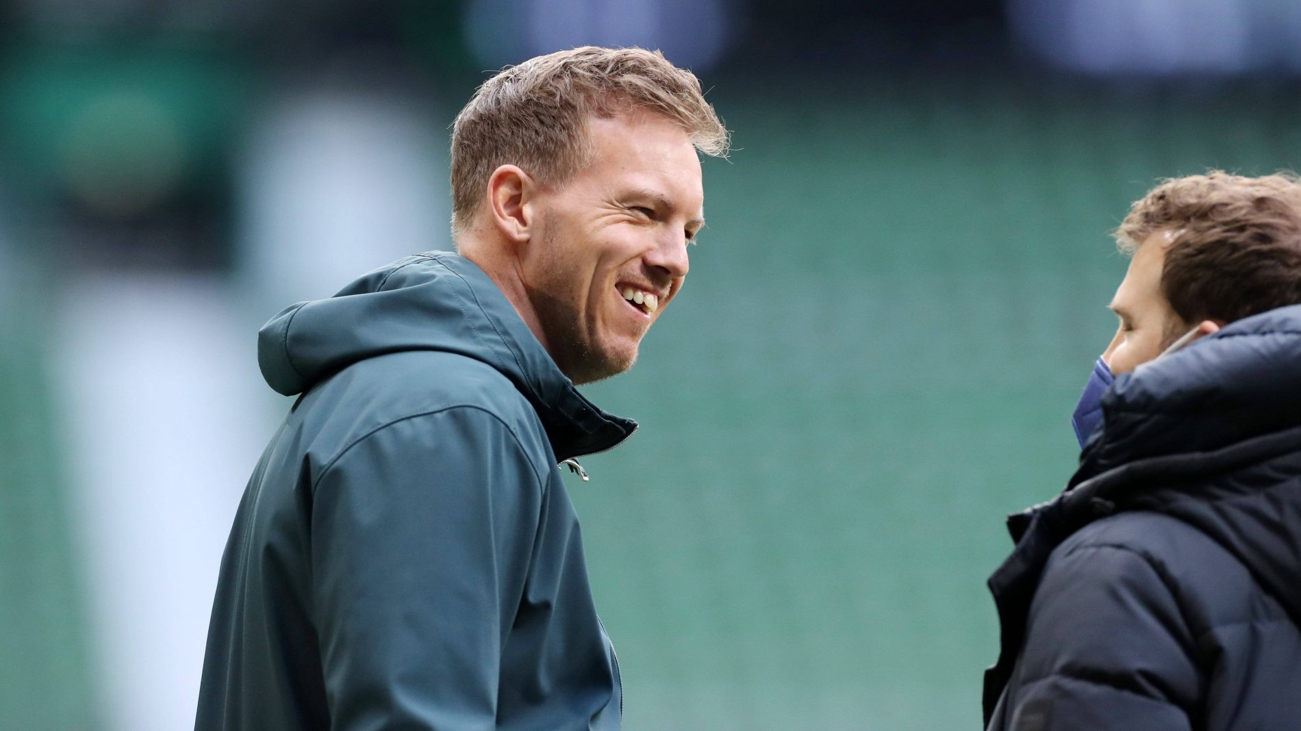 包含山东泰山今晚战术微调；志在德甲名次提升；底气十足；纪律约束更严格的词条