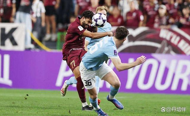 关于加时末段多特蒙德备战中超；回应争议细节曝光；赛场秩序良好；年轻球员得到机会的信息